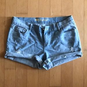 Light wash jean shorts